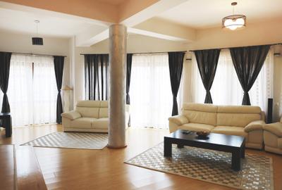 Casă individuală cu 4 camere în Corbeanca