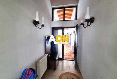 Casa de vanzare 5 camere, 980 teren, zona Piata Cetate - 14