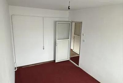 Apartament 3 camere, decomandat, zona Pacurari - Petru Poni, Iasi - 2