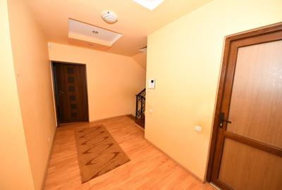 Vila spatioasa, pretabil pentru locuit/clinica, zona Micro 17 – Galati - 49