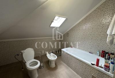 Casa cu 2 apartamente | Ultracentral | ideal investiție - 10