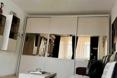 Apartament 2 camere, semidecomandat, 54 mp, metrou, ac, 1 Mai - 3