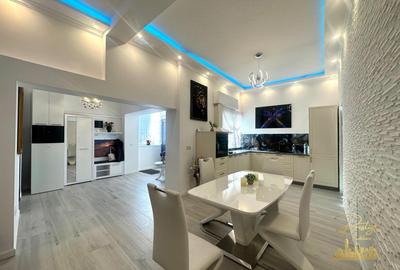 Apartament cu 3 camere decomandat, mobilat în Ultracentral