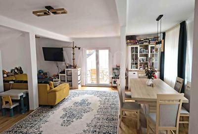 Apartament cu 4 camere decomandat în Baciu