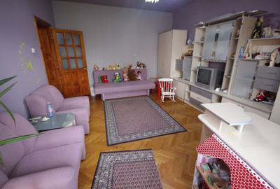 Casă individuală cu 5 camere în Mehala