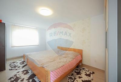 Casă cu 5 camere de vânzare în Sânmartin – Cartier Lotus - 3