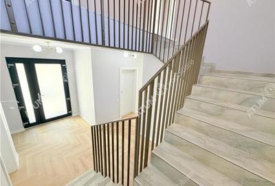 Casa individuala la cheie cu 4 camere 145 mp utili 644 mp teren - 40