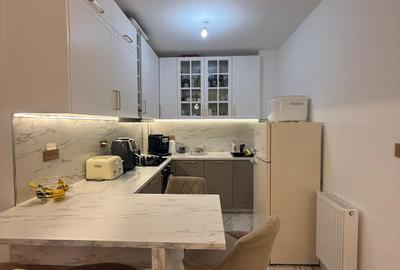 Apartament cu 2 camere semidecomandat în Mărăști