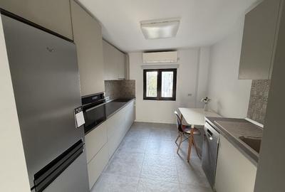 Apartament cu 4 camere decomandat, mobilat în Aviației