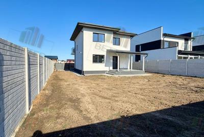 Casă modernă de vânzare în Berceni / Ilfov - gata de mutat - curte 446 mp - 1