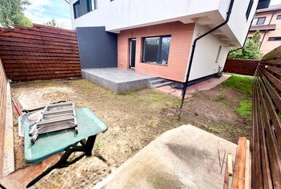 Duplex cu 5 camere în Sud