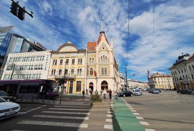Birou, de 45 mp, în Central