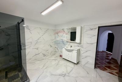 Casă / Vilă cu 8 camere - 6