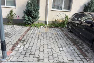 Apartament 2 camere decomandat, loc de parcare, Bd. Metalurgiei - 12
