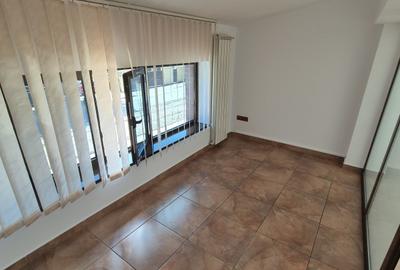 B-dul Gloriei, imobil P+1, pentru birouri, comercial - 17