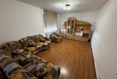 Apartament super spațios cu 3 camere Aleea Vrancea, zona Tudor