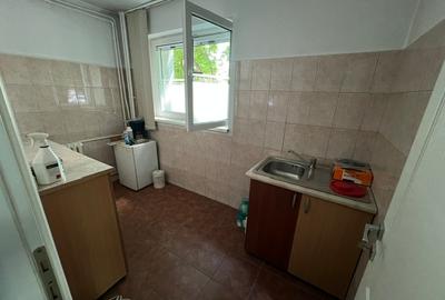 Metrou Tineretului - 8