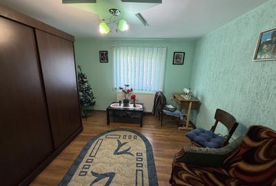 Vila construită in 2010 - P+1+pod - S=236 mp și curte 238 mp Campina! - 27
