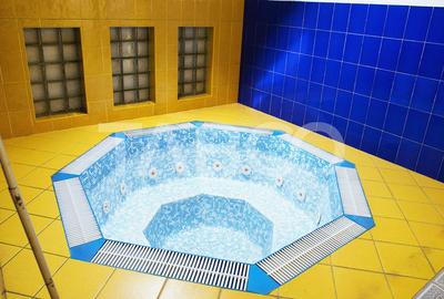 Hotel de 3* si 4* cu 64 de camere in Alba Iulia ultracentral - 26