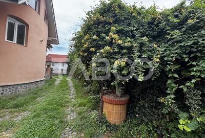 Casa de inchiriat ideala pentru muncitori   5 camere + curte - 30