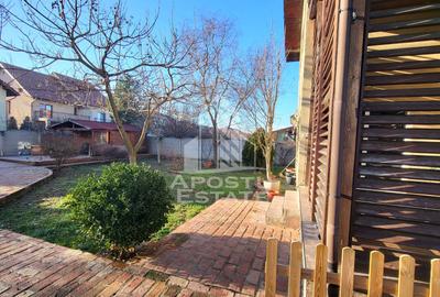 Casa individuala cu 5 camere,mobilata si utilata,Calea Aradului - 13