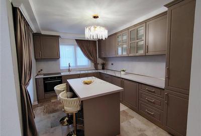 Duplex separat  prin carport - Panouri  - Asfalt - Mobilat lux - 4