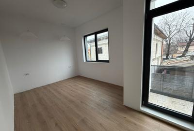 Casa 4 camere/ Curte/ Centrala/ Metrou 10 min - 6