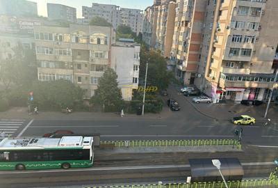 Apartament cu 3 camere decomandat în Arcu