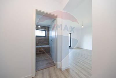 Casa 4 camere- noua-la cheie, poziție excelentă in Harman - 17