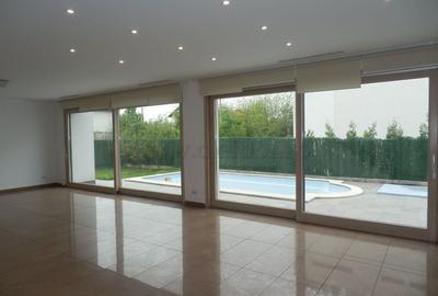 Vila de Lux in apropiere de British School - 2