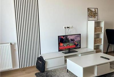 Apartament cu 2 camere decomandat în Libertății