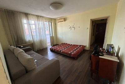 Vanzare apartament Crangasi -  Giulesti 3 camere - 1