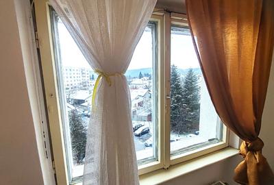 3 Camere, Central, Ideal pentru Familie, An '81 - 32