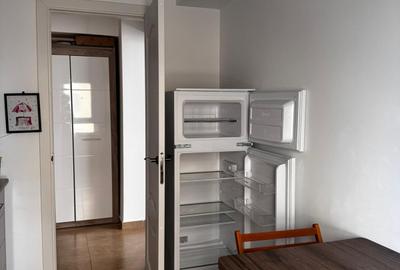Ap. 2 cam decomandat CUG, etaj 3, mobilat și utilat, AC - 5