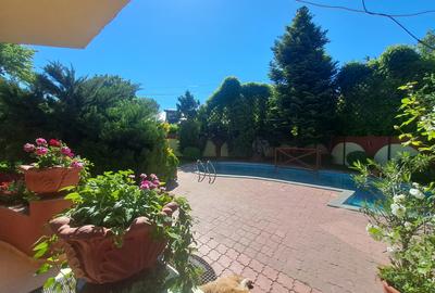 Casa individuala cu piscina. P+1+M. zona foarte buna - 49