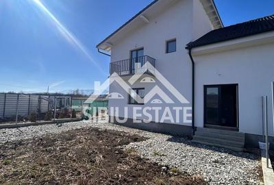 Casa duplex de vanzare 4 camere, 2 bai-s.u. 142 mp. PRET AVANTAJOS - 37
