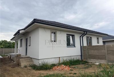 Albina - Duplex toate utilitatile - llanga asfalt - 11