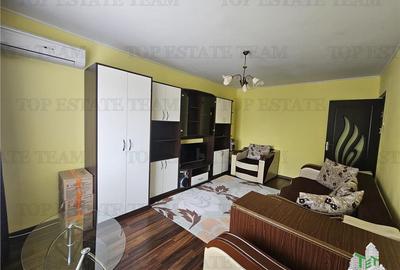 Apartament 2 camere etaj 4/4 curat si luminos - Poarta 6, Constanta - 2