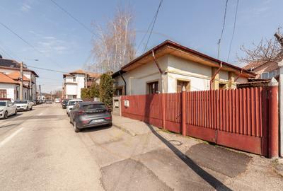 Casa cu potential/ zona Sf Vineri/ 126 mp teren/ Regim urbanistic avantajos - 2