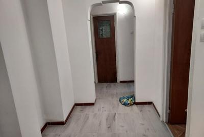 CALEA  MOSILOR-RESTAURANTUL BUREBISTA,3 CAM,ET1,RENOVAT  NOU,500 euro, - 1