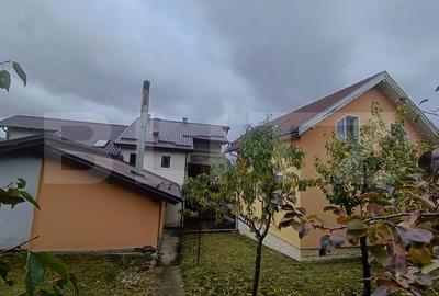 Casă individuală cu 4 camere în Central
