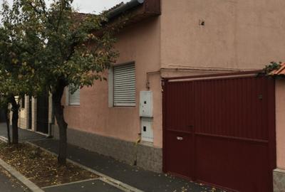 Casă individuală cu 3 camere în Micălaca