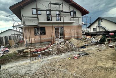 Casă cu mansardă, 123 mp, zona Vorovesti - 1