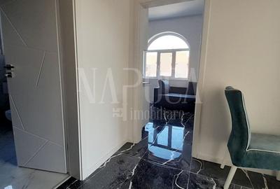 Casă individuală cu 19 camere în Central