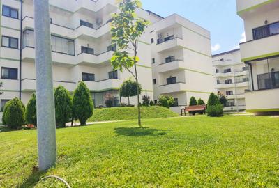 Apartament cu 3 camere decomandat în Tineretului