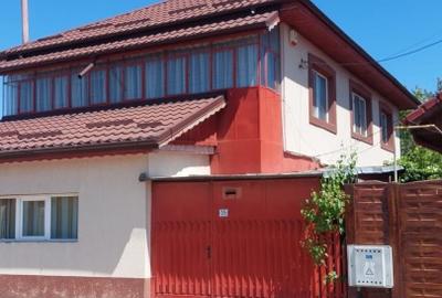 Vila de vanzare complet mobilata si utilata - 1