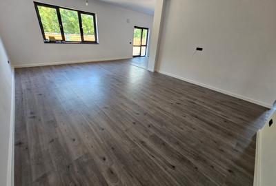 Vila individuala 4 camere - Incalzire pardoseala -- Teghes - Mutare imediata - 1