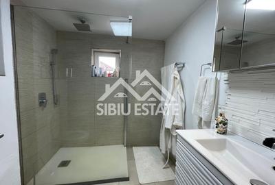 Apartament de vanzare, cu 4 camere,  82.4 mp. -Calea Cisnadiei (Ciresica) - 21