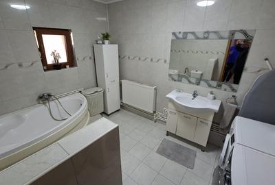 Vila P+1E de vanzare in localitatea Eforie Nord, zona de vile - 21