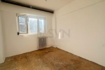 Apartament cu 4 camere decomandat în P-ța Romană